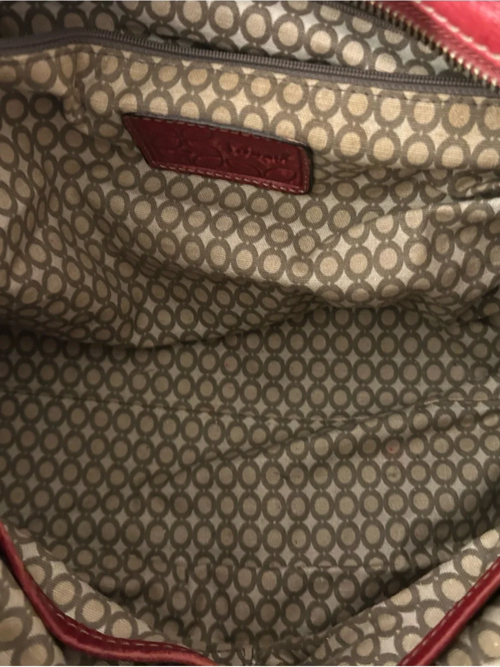 Fossil Red Leather Shoulder Bag with Front Zip Pocket Fossil Red Pebbled Leather - Picture 4 of 6